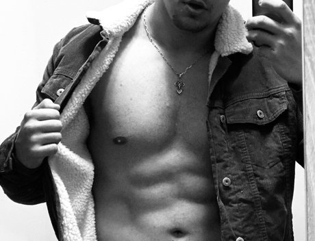 Mysterious Male Dream model nude archive