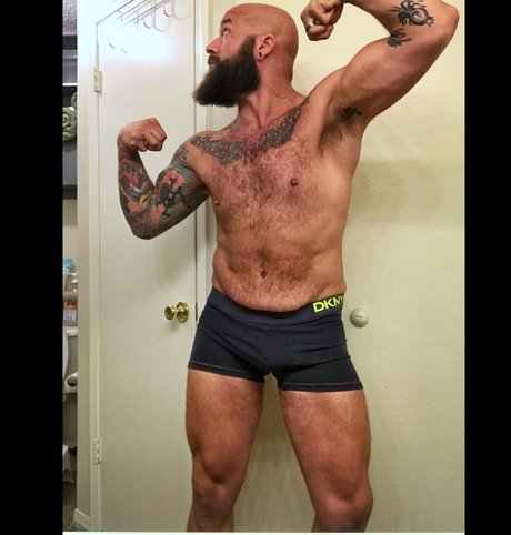 My Hustle 4 Muscle Free model photos