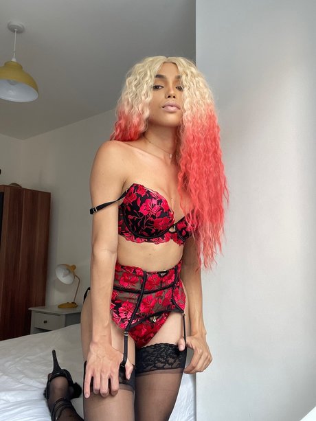 Sofia Rabello Oficial hot pornstar pictures