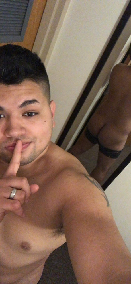 Felix Mendoza model exclusive photos