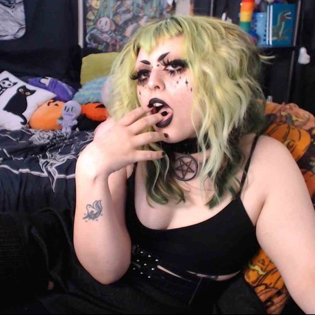 Spooky Boo star erotic photo