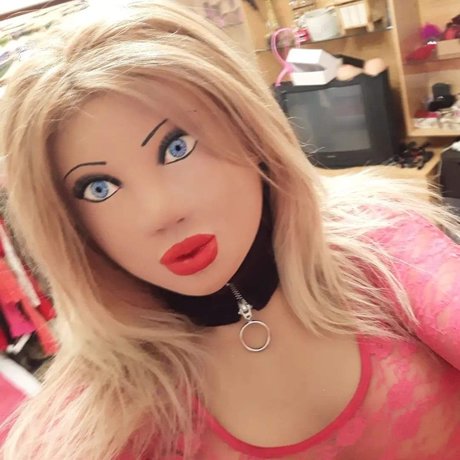 Erica Doll pretty model photo
