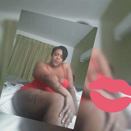 Mz juiccyy art model photos