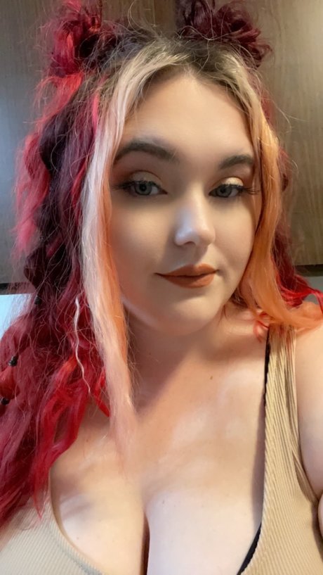 Ella Epperson erotic model picture