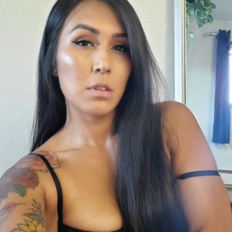 Angel Louise erotic star gallery
