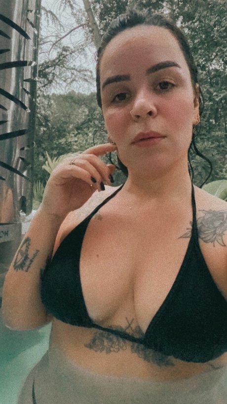 Natasha Das Flores model free galleries
