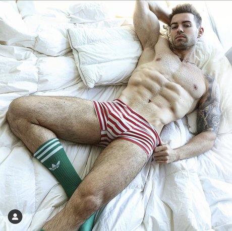 Cristian Romero naked actress images
