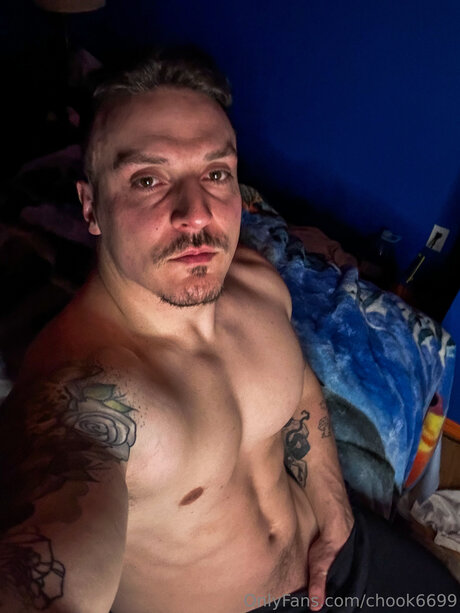 Cory Hook model exclusive picture