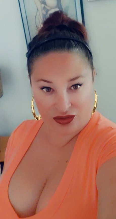 Anna Mae free pornstar photo