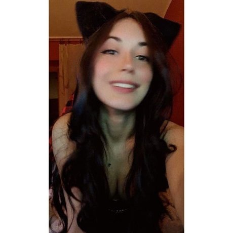 Neeko Tina pornstar high quality image