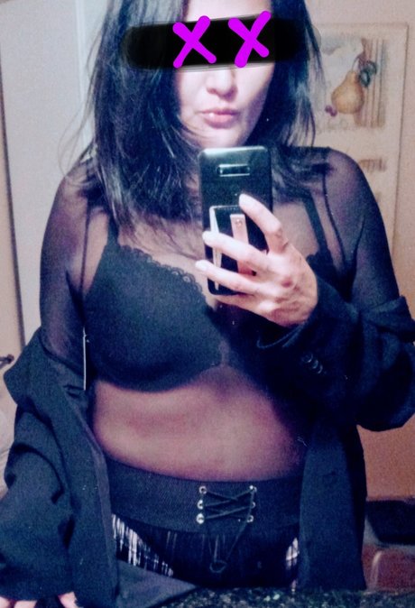 NewLimitsNeesh erotic star pic