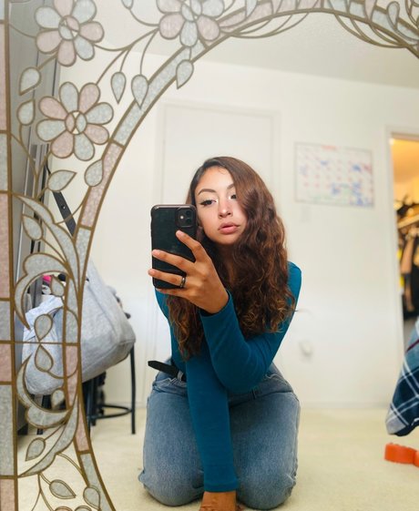 Sarah Cudi pornstar art photos