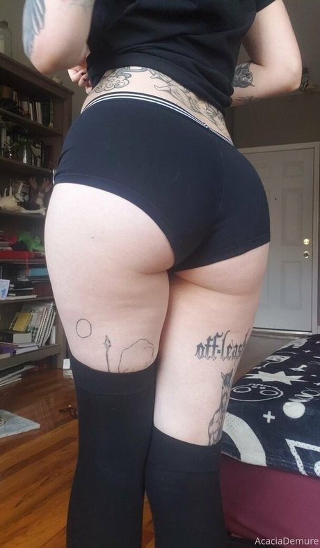 molotovcocktease pornstar naked pic