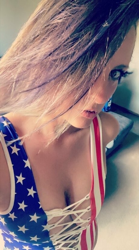 retweetcuckold pornstar photo