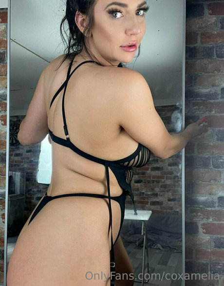 coxamelia pornstar hd picture