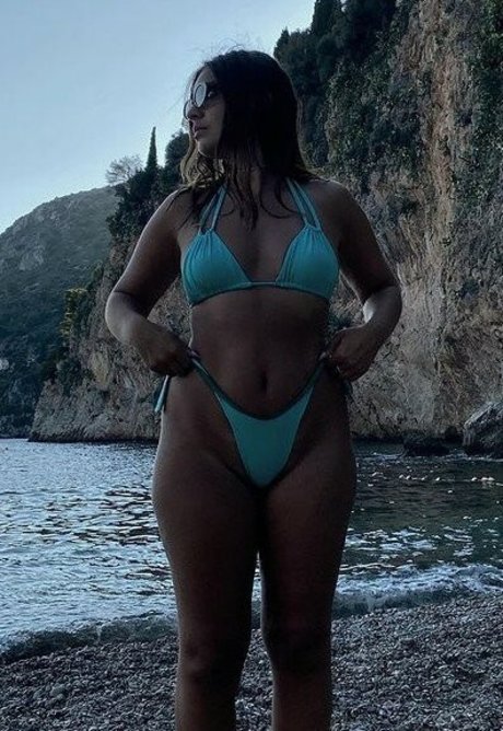 Debora Tanzo hot star pic