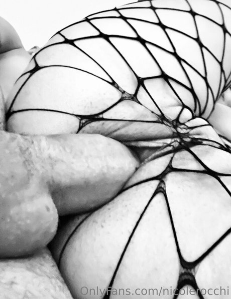 nicolerocchi erotic model photo