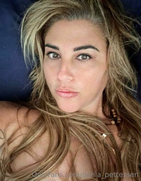 denia pettessen pornstar pretty img