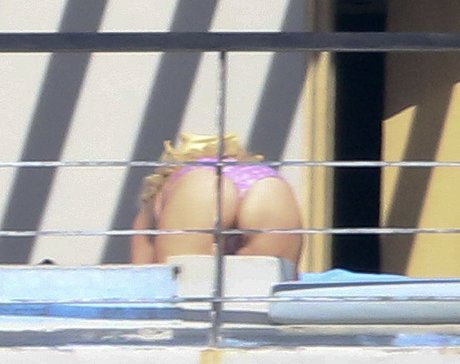 Jessica Simpson perfect actress pics
