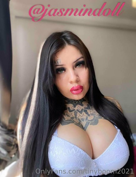 beautiful asian onlyfans exclusive pics