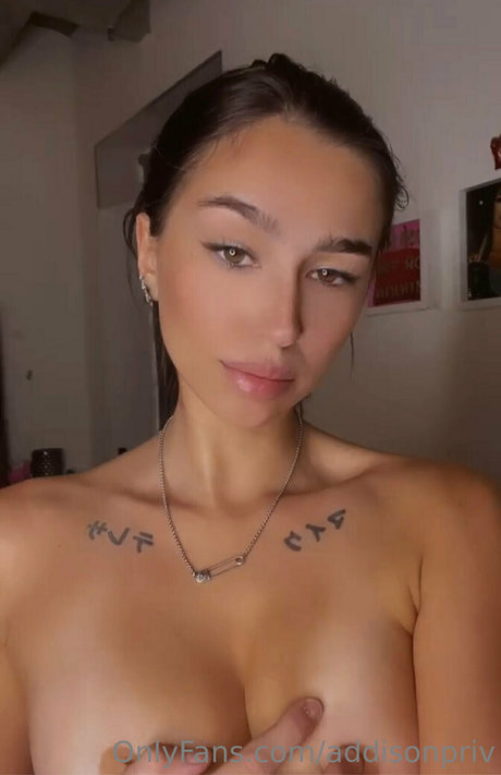 addisonpriv naked model img
