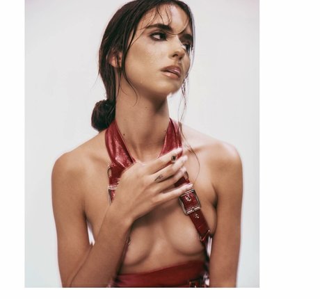 Elisha and Renee Herbert actress galleries