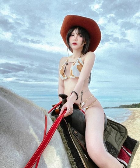 nchr x nude star galleries