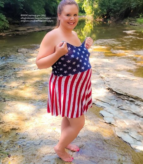 freexxxcourtneylynn pornographic model photo