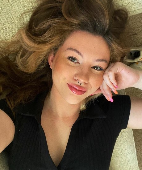 Kendi Ken ASMR pornstar naked galleries