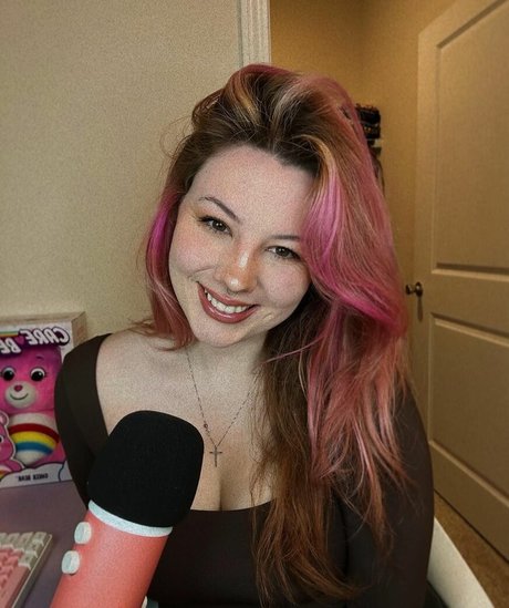 Kendi Ken ASMR pornstar hot galleries