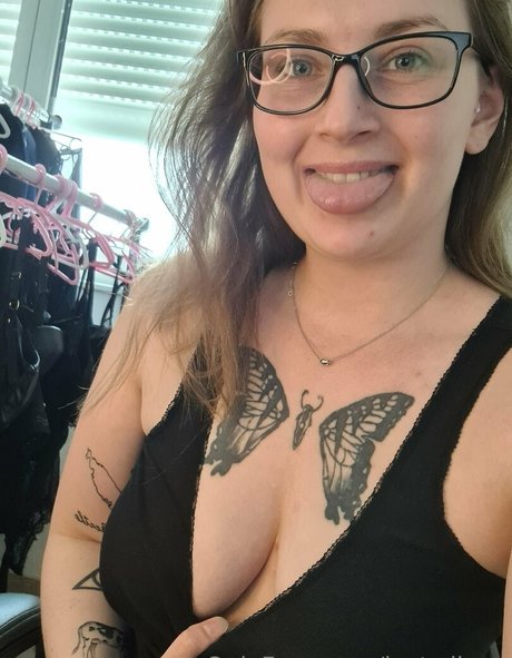 just diana nude model gallery