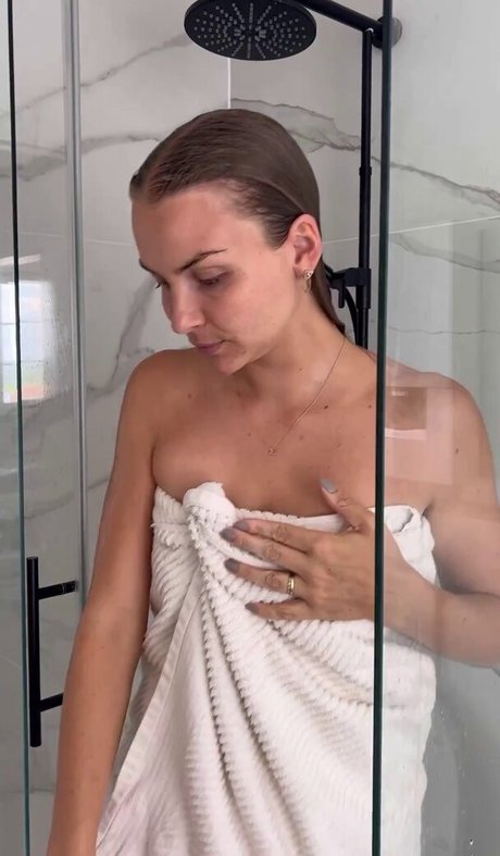 uncut onlyfans porno picture