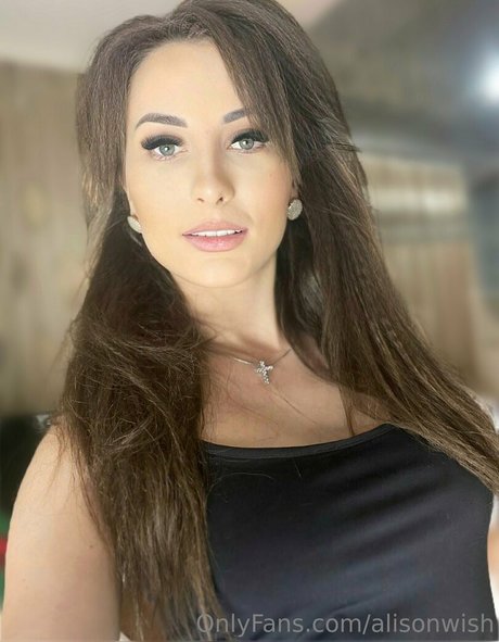 alisonwish model beautiful pic