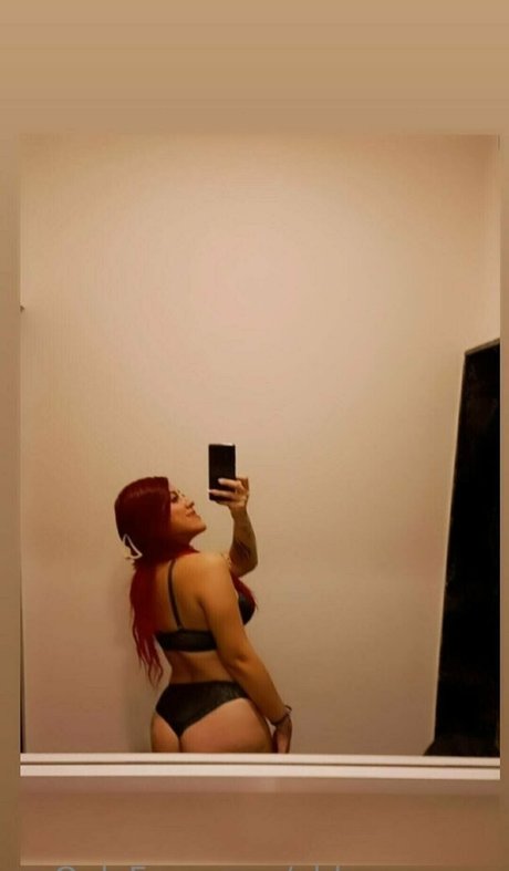 abbygoomez art model image