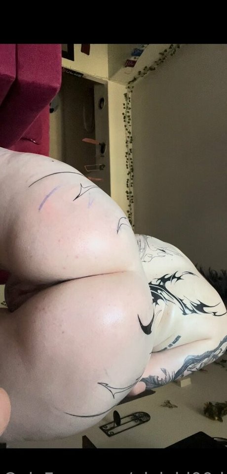 pixiebl00d sexy pornstar gallery