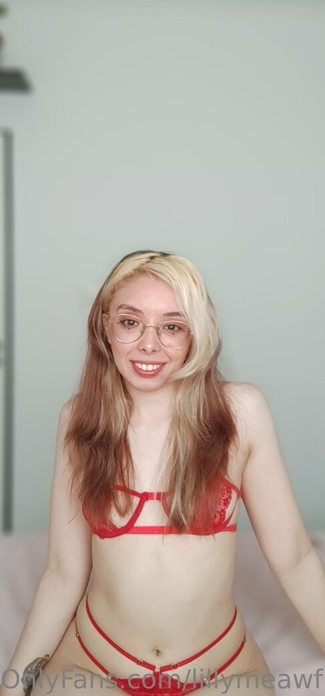 lillymeawfree pornstar naked pic
