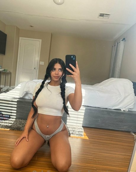 hot blonde onlyfans nude image