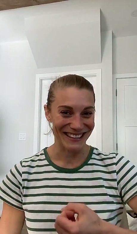 Katee Sackhoff erotic star gallery