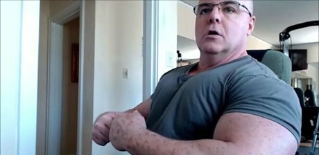 flexbigmuscle model sex image