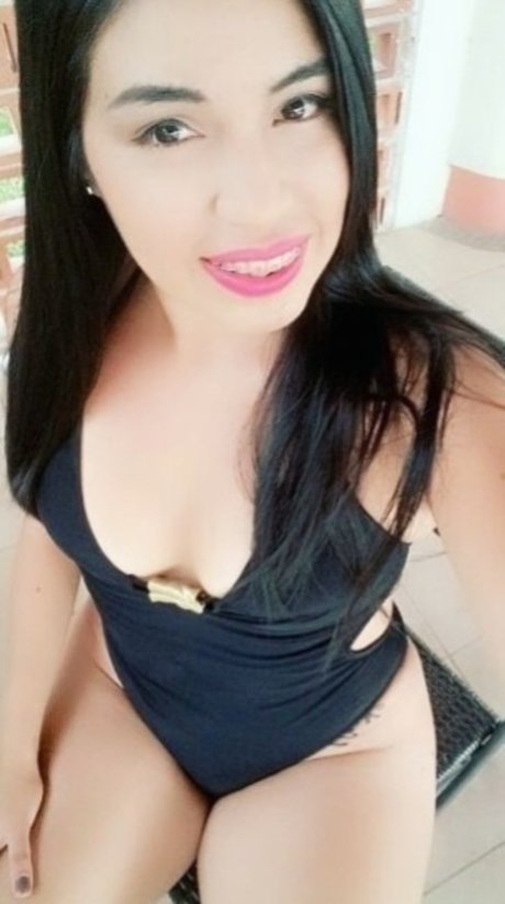 Adictiva Mj nice model images