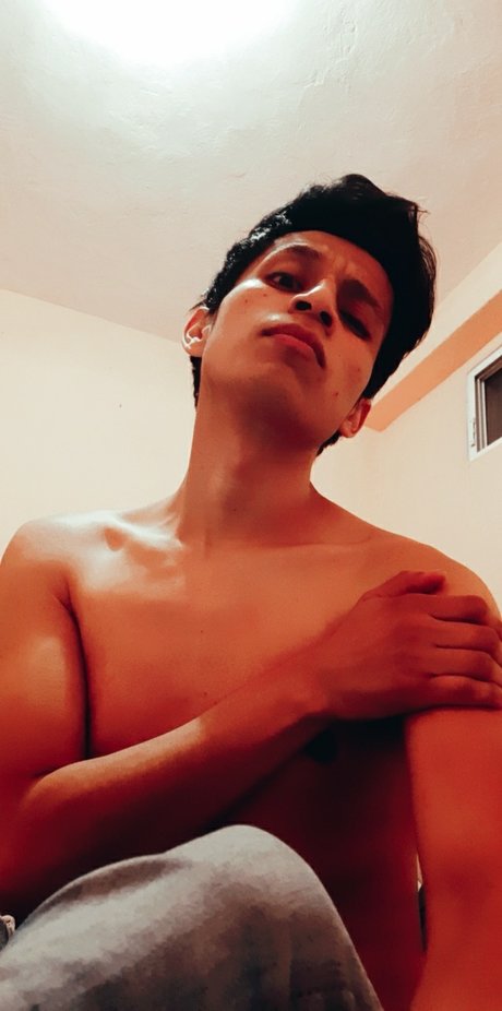 Alex Hern andez model high quality img