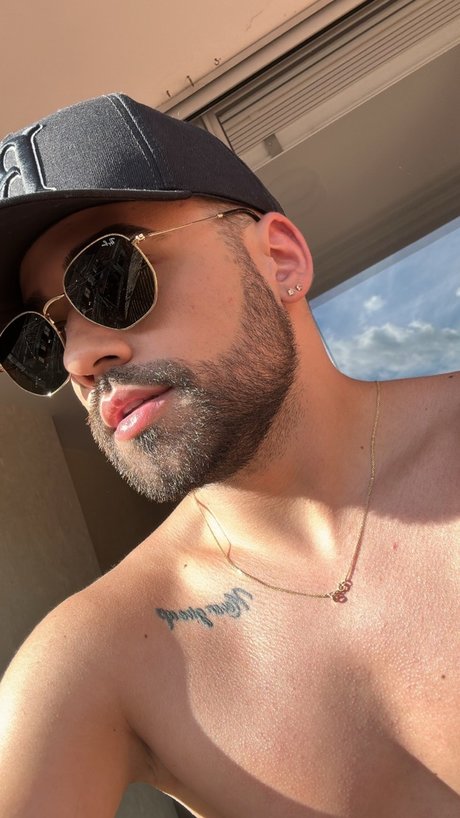 Aaron Diamond perfect star pictures