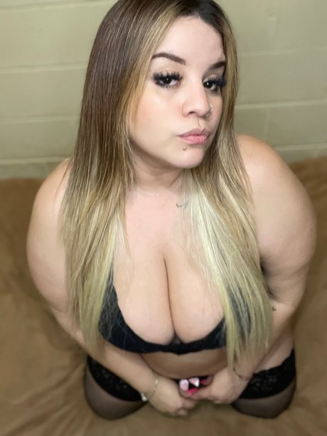 Alexandra Bernal top pornstar gallery