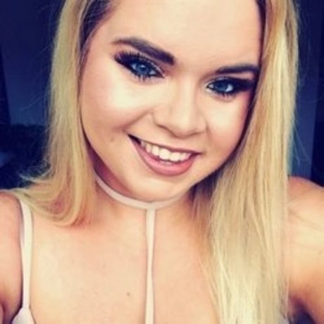 livvyar model hot photos