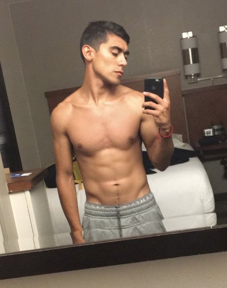 Henry Crrl nudes pornstar archive