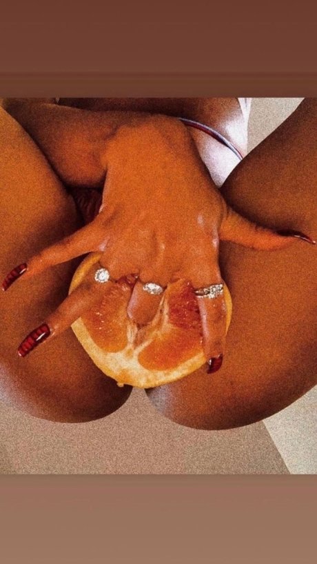 Melllly star sex photo