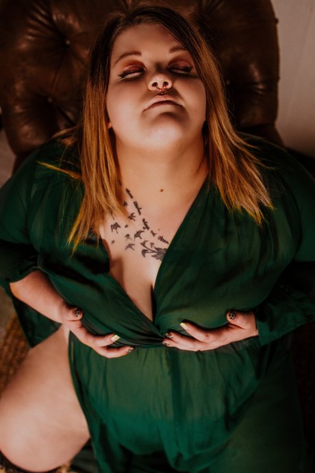 Alaina Black art actress photo