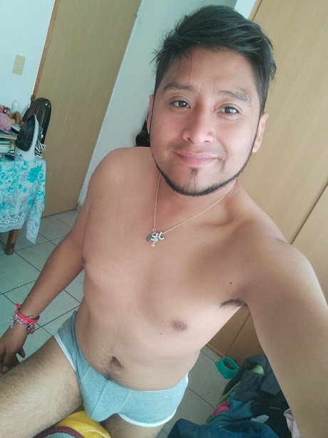 pasivocogelon porn model pic