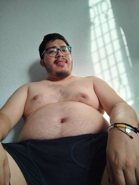 PandaHashira model sexy picture