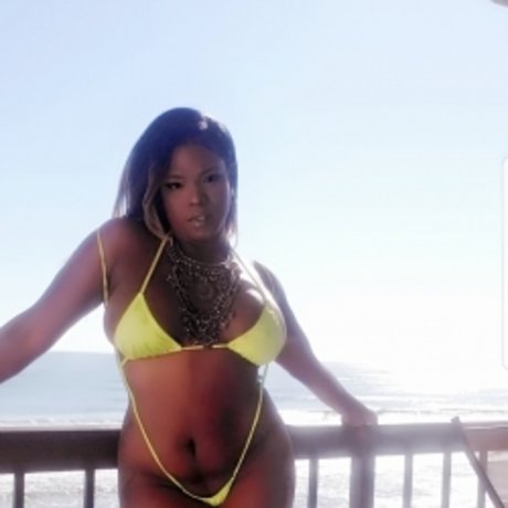Your favorite girl Ms Peeches model pornographic image